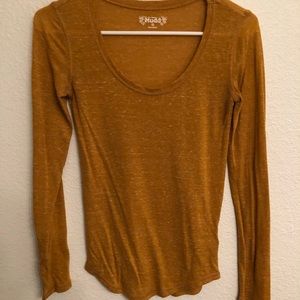 Mudd mustard colored shirt